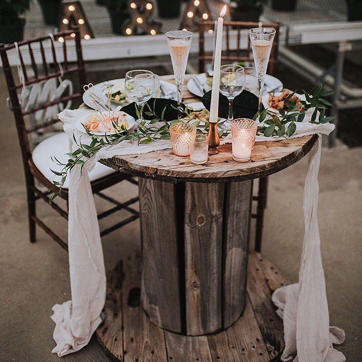 wooden spool wedding idea