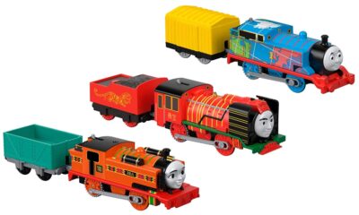 this is an image of a 3-pack Thomas & friends TrackMaster motorized toy trains.