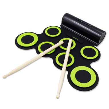 Electric drum pad with sticks