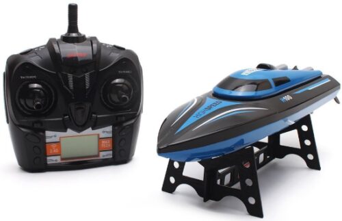 This is an image of Remote Control Boat For Kids Adults With High Speed 30 Killometer/h