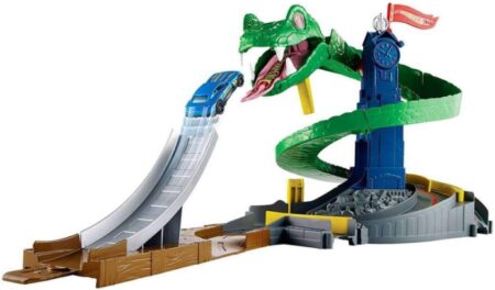 This is an image of Cobra crush wheel city playset 