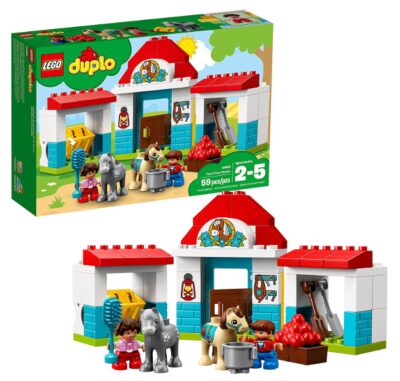 this is an image of a 59-piece pony stable buildig set for 2 to 5 years old girls. 