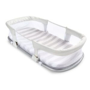 White and grey SwaddleMe Side Sleeper Bassinet