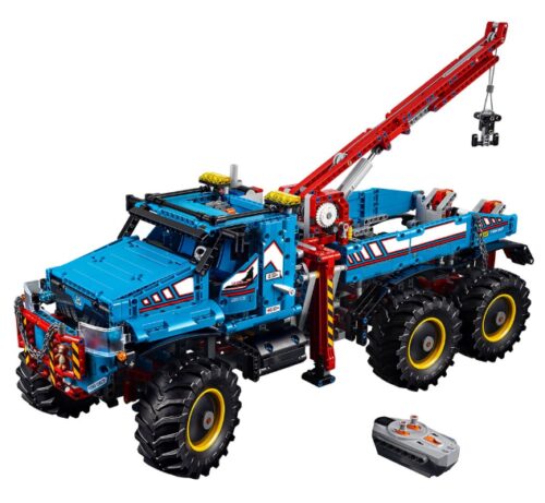 this is an image of a Technic 6x6 all terrain tow truck building kit for kids and adults. 
