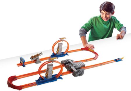 This is an image of Track builder turbo race for cars by Hot Wheels