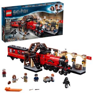this is an image of thehogwarts express lego