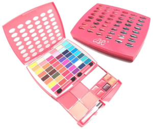 This is an image of kids Cameleon MakeUp Kit G1665 : 48xEyeshadow, 4xBlush, 6xLipgloss, 4xBrush -