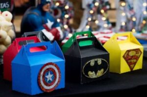 superhero 6 lunchboxes made from cardboard 