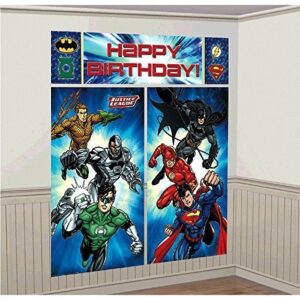 superhero Wall Decoration with 6 images of superheros 