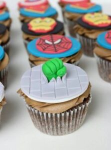  superheros cupcakes with superhero logo 