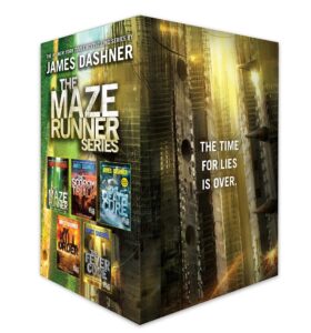 this is an image of the maze runner book set