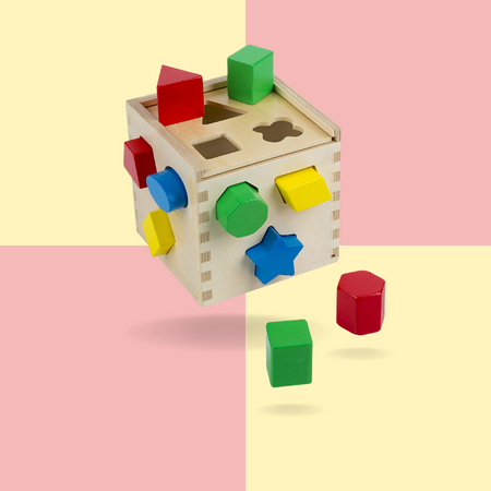 Melissa and Doug Shape sorting cube